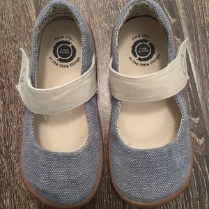 PIOS EUC great for school or play! Super comfy.